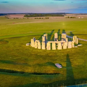 stonehenge-inglaterra-atardecer